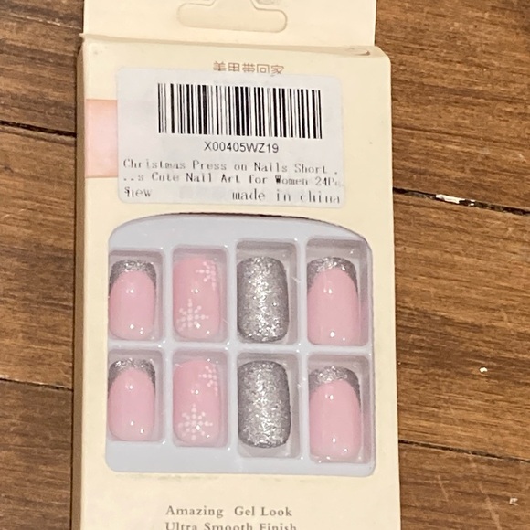 NEW!!! Guerlain Cosmetic Pouch Velour Bag Makeup Case Filled With Products - Picture 12 of 16